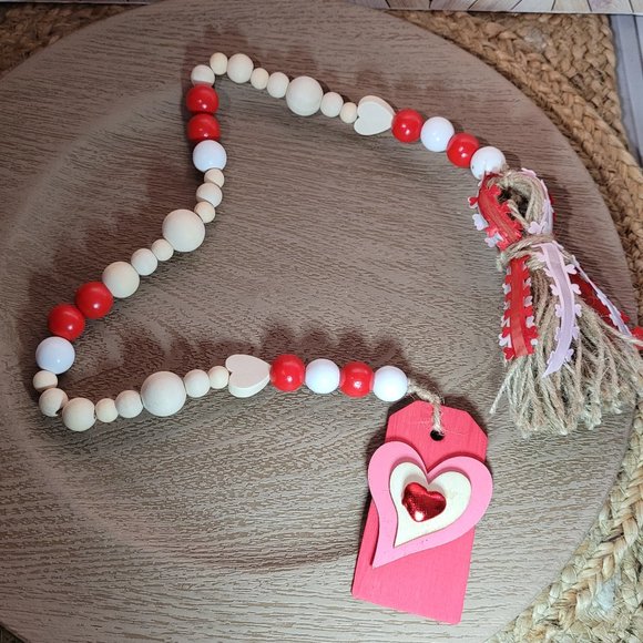 Farmhouse garland - Picture 1 of 3